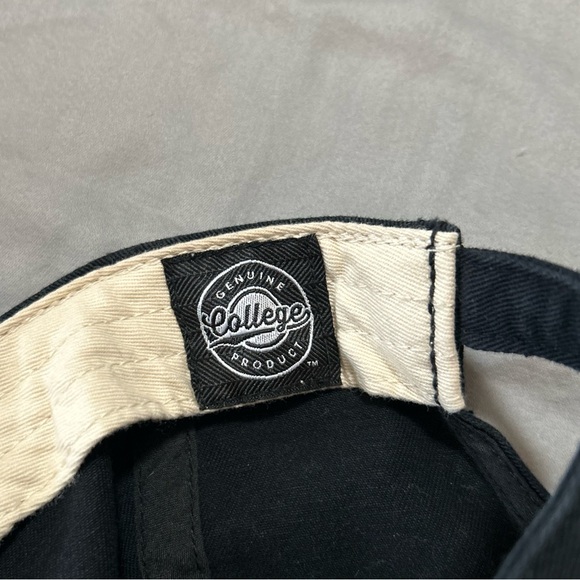 Georgia Bulldogs Hat - Picture 2 of 3